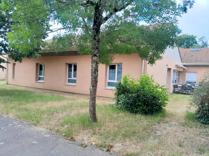 10000-2txlw9.jpg